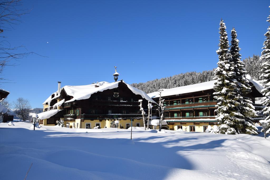 Unterhof Hotel 4*