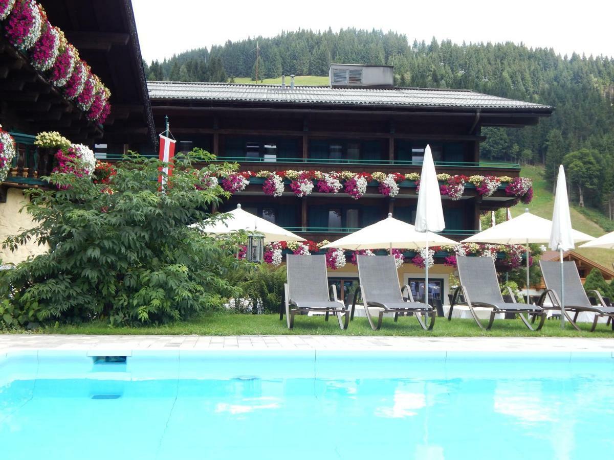 Unterhof Hotel 4*